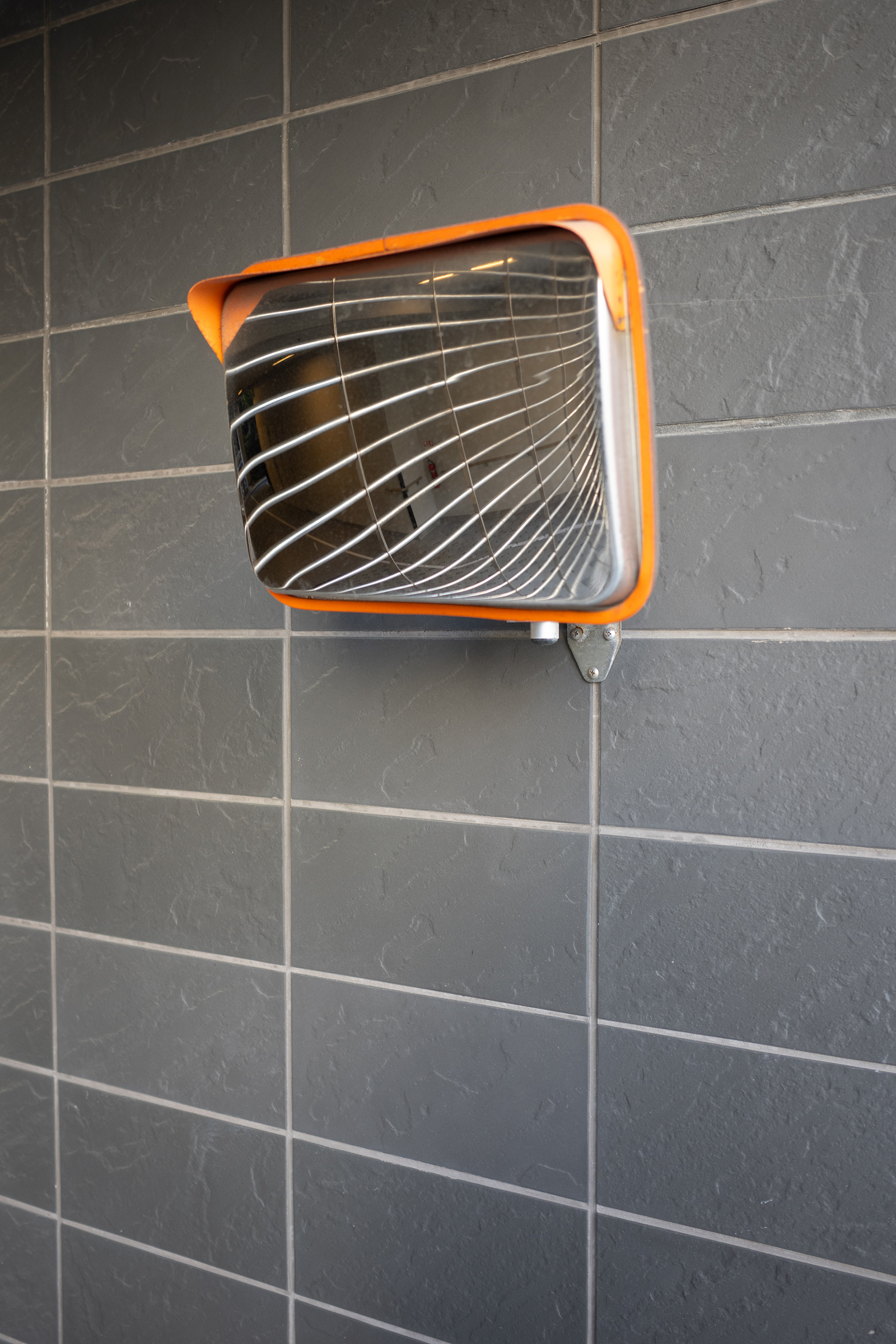 07 - pomarańczowe lustro zniekształceń